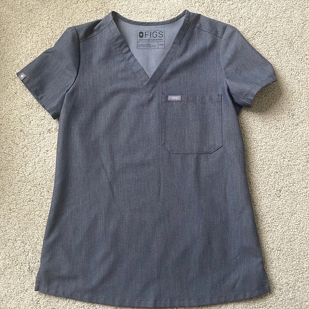 Figs Catarina one-pocket scrub top